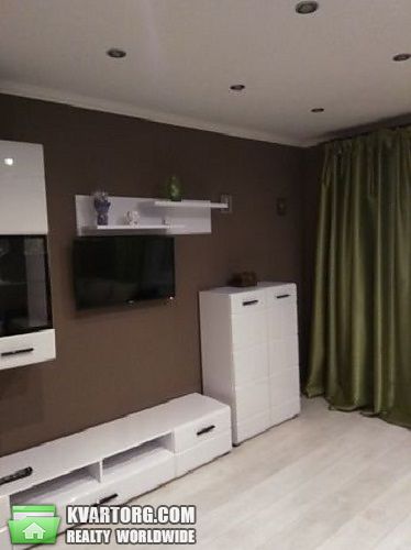 Sell 3-room apartment. Киев,  Милославская — photo 1