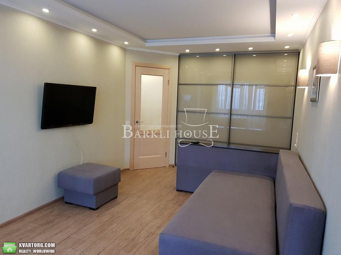 Rent out 1-room apartment. Киев,  Головко — photo 3