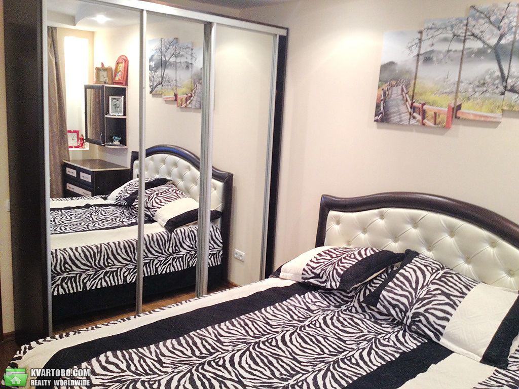 Sell 3-room apartment. Киев,  Озерная — photo 1