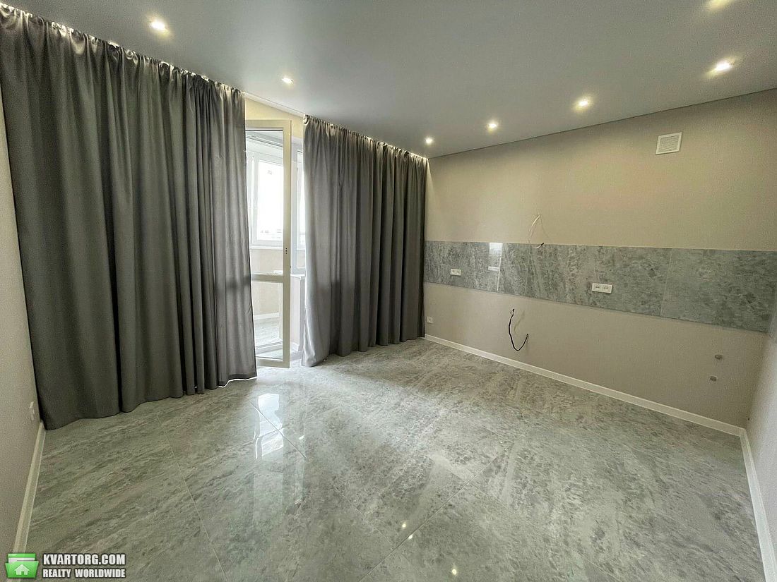 Rent out office. Киев, Днепровская наб — photo 2