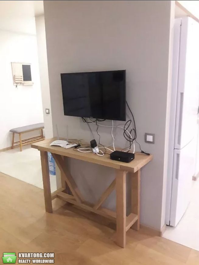 Rent out 2-room apartment. Киев,  Кловский спуск — photo 7
