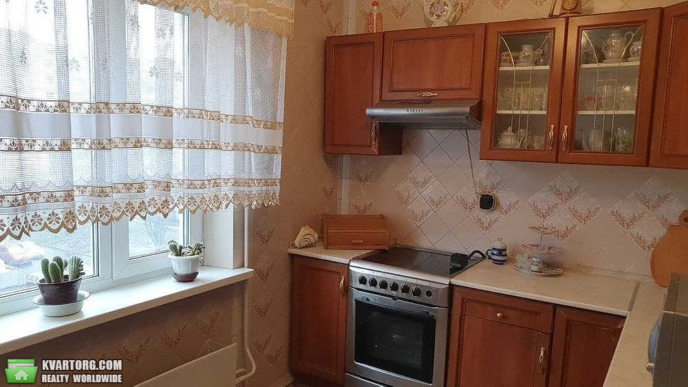 Sell 2-room apartment. Киев, Иорданская — photo 1