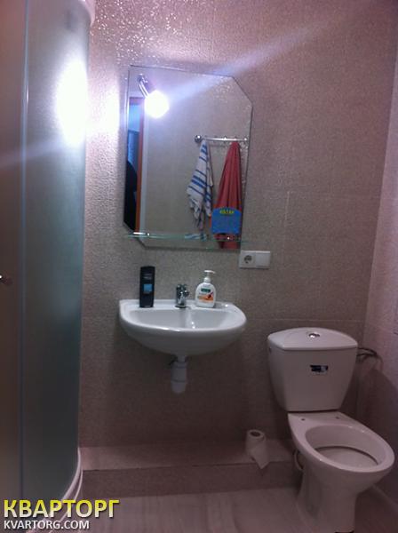 Rent out 1-room apartment. Киев,  Урловская — photo 8