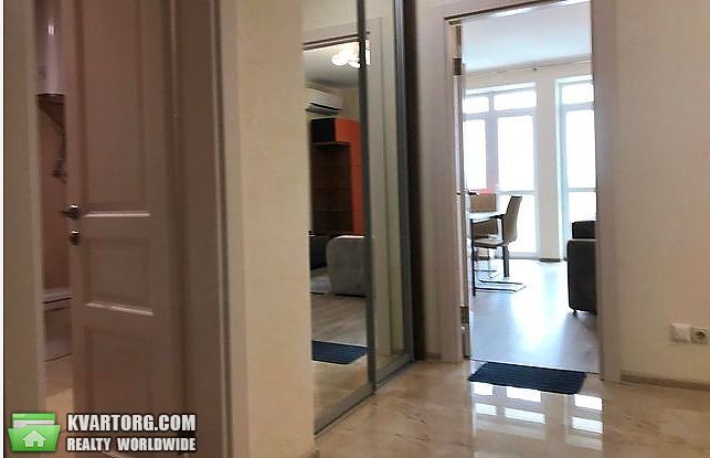 Rent out 2-room apartment. Киев,  Белорусская — photo 8