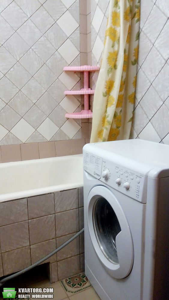 Rent out 2-room apartment. Киев,  Высоцкого бул — photo 6