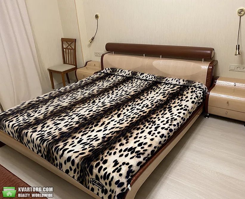 Rent out 2-room apartment. Киев,  Большая Китаевская — photo 3