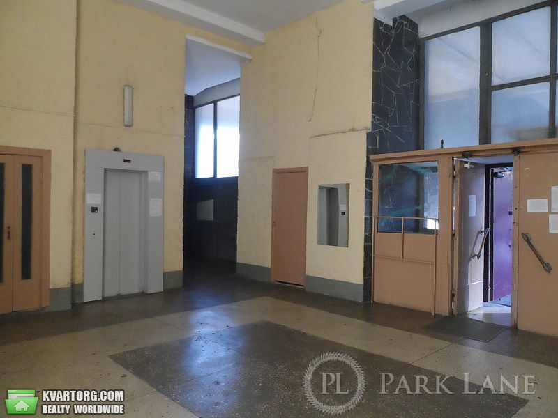 Sell 3-room apartment. Киев,  Богдана Хмельницкого — photo 9