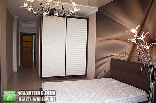 Rent out 4-room apartment. Киев,  Старонаводницкая — photo 5