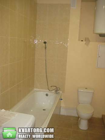 Rent out 2-room apartment. Киев,  Бакинская — photo 9