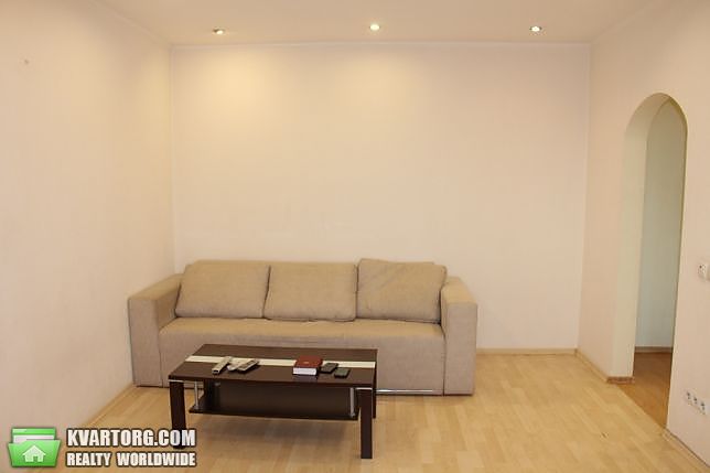 Rent out 1-room apartment. Киев,  Пироговского — photo 2