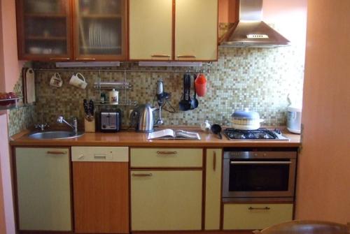 Sell 3-room apartment. Киев, вулиця Фрунзе — photo 1