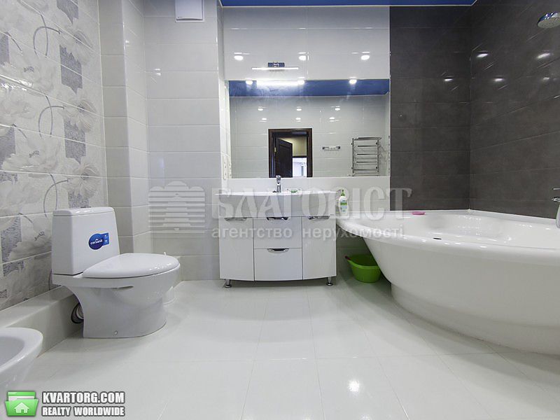 Rent out 3-room apartment. Киев,  Глубочицкая — photo 7