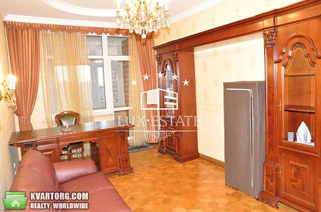 Rent out 3-room apartment. Киев,  Леси Украинки бул — photo 1