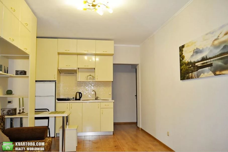 Rent out 1-room apartment. Киев, Русовой — photo 3