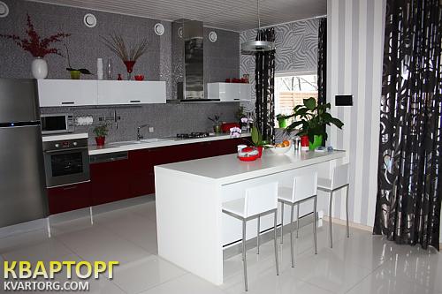 Sell house. Киев,  Завальная — photo 6