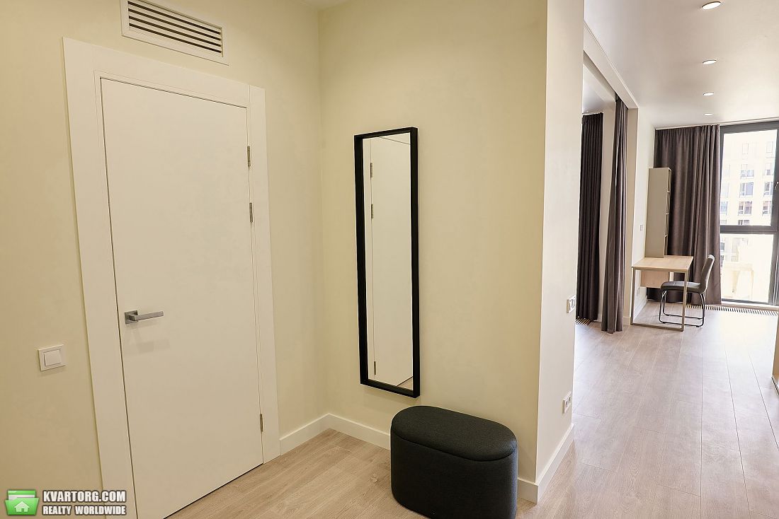 Rent out 1-room apartment. Киев, Набережно-Рыбальская — photo 7