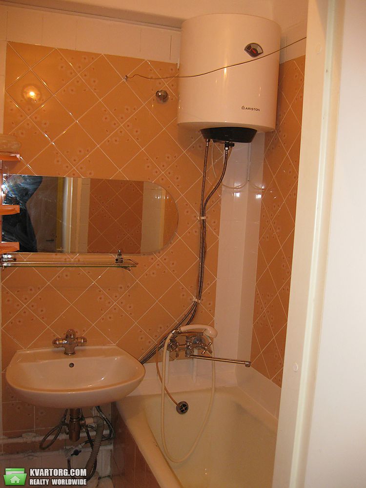 Sell 2-room apartment. Киев,  Светлицкого — photo 9