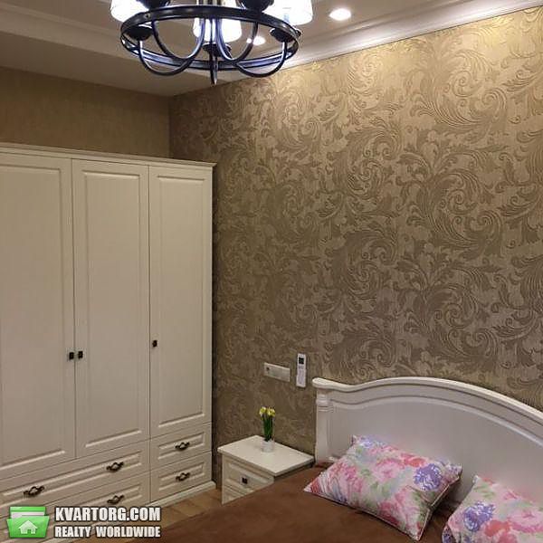 Rent out 3-room apartment. Киев,  Барбюса — photo 4