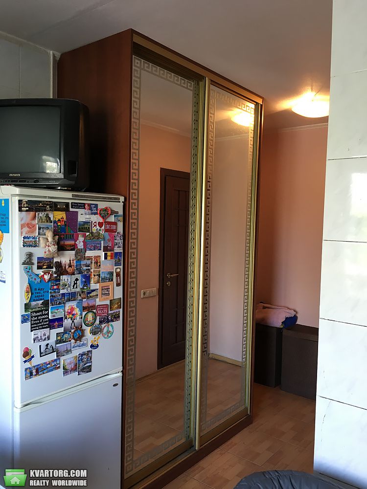 Sell 3-room apartment. Киев,  Героев Днепра пр. — photo 1