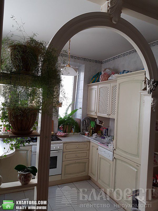Sell 3-room apartment. Киев,  Ярославов Вал — photo 9
