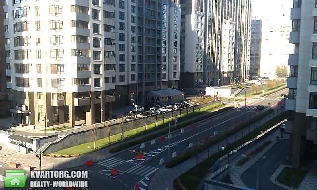 Sell 4-room apartment. Киев,  Драгомирова — photo 1