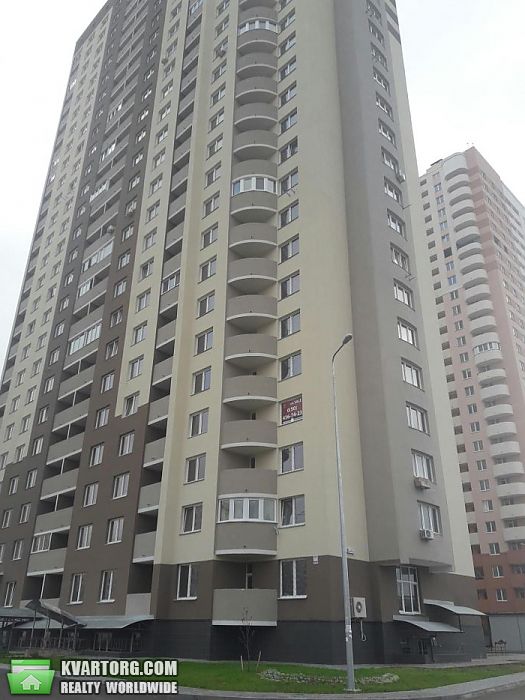 Sell 2-room apartment. Киев,  Крушельницкой — photo 1