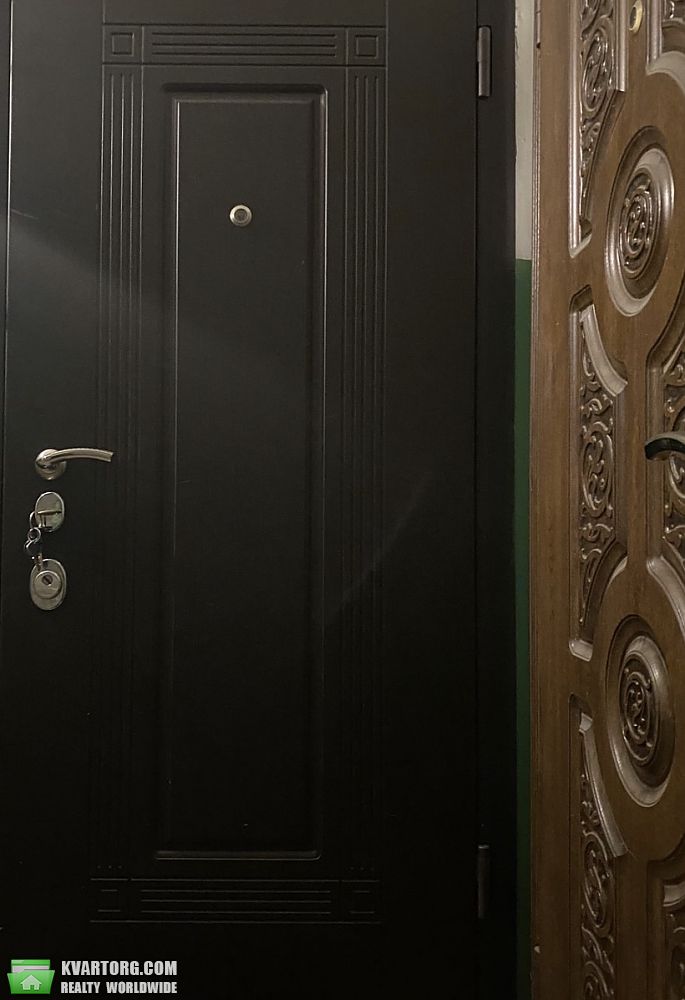 Rent out 2-room apartment. Киев,  Тропинина — photo 9