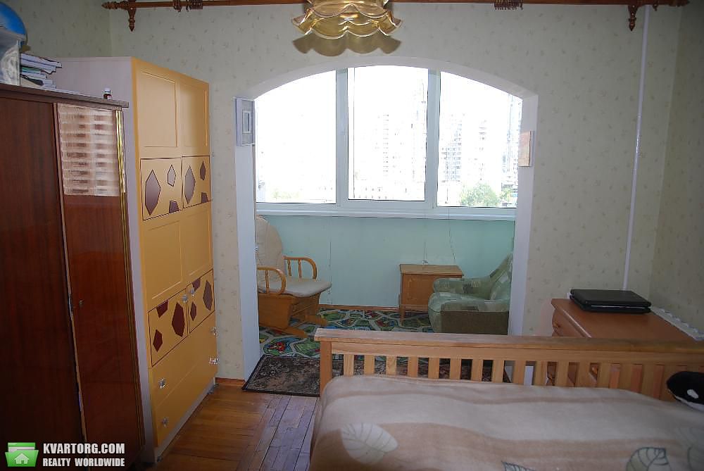 Sell 4-room apartment. Киев,  Срибнокильская — photo 7