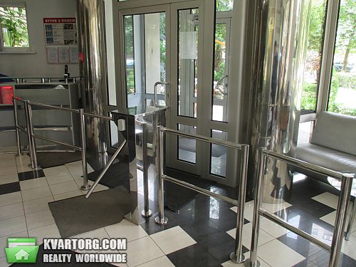 Rent out office. Киев, Голосеевская — photo 1