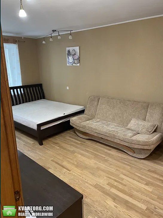 Rent out 1-room apartment. Киев,  Лескова — photo 4