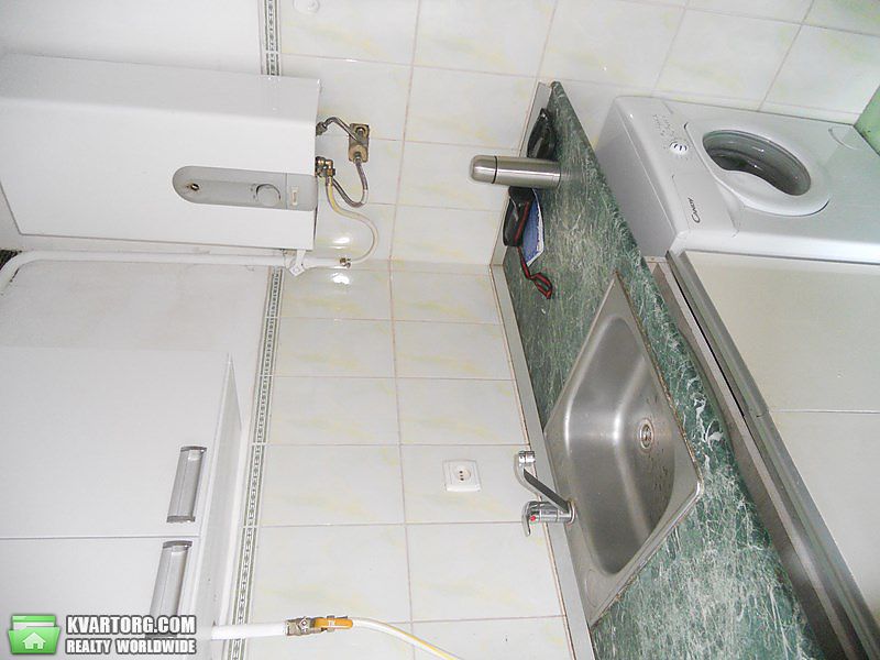 Rent out 1-room apartment. Киев,  Фрунзе — photo 5