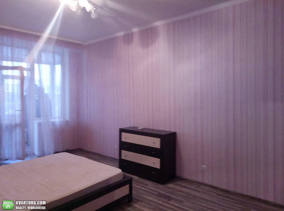Rent out 2-room apartment. Киев,  Леси Украинки бул — photo 7