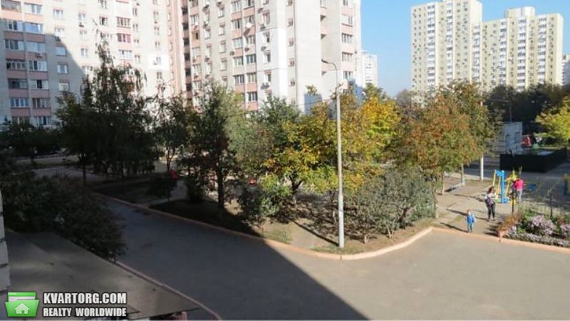 Sell 3-room apartment. Киев,  Ревуцкого — photo 7