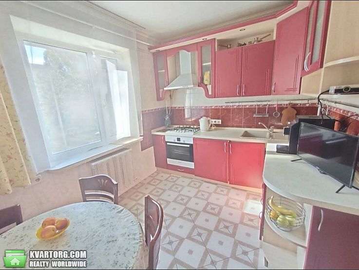 Rent out 3-room apartment. Киев,  Зоологическая — photo 4