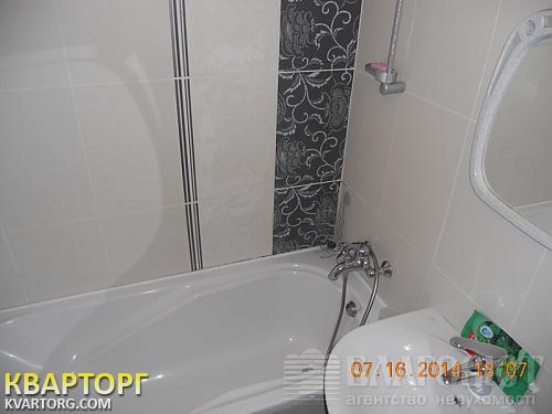 Sell 2-room apartment. Киев,  Лабораторная — photo 8