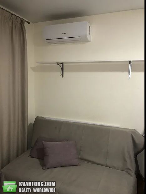 Rent out 1-room apartment. Киев,  Машиностроительная — photo 4