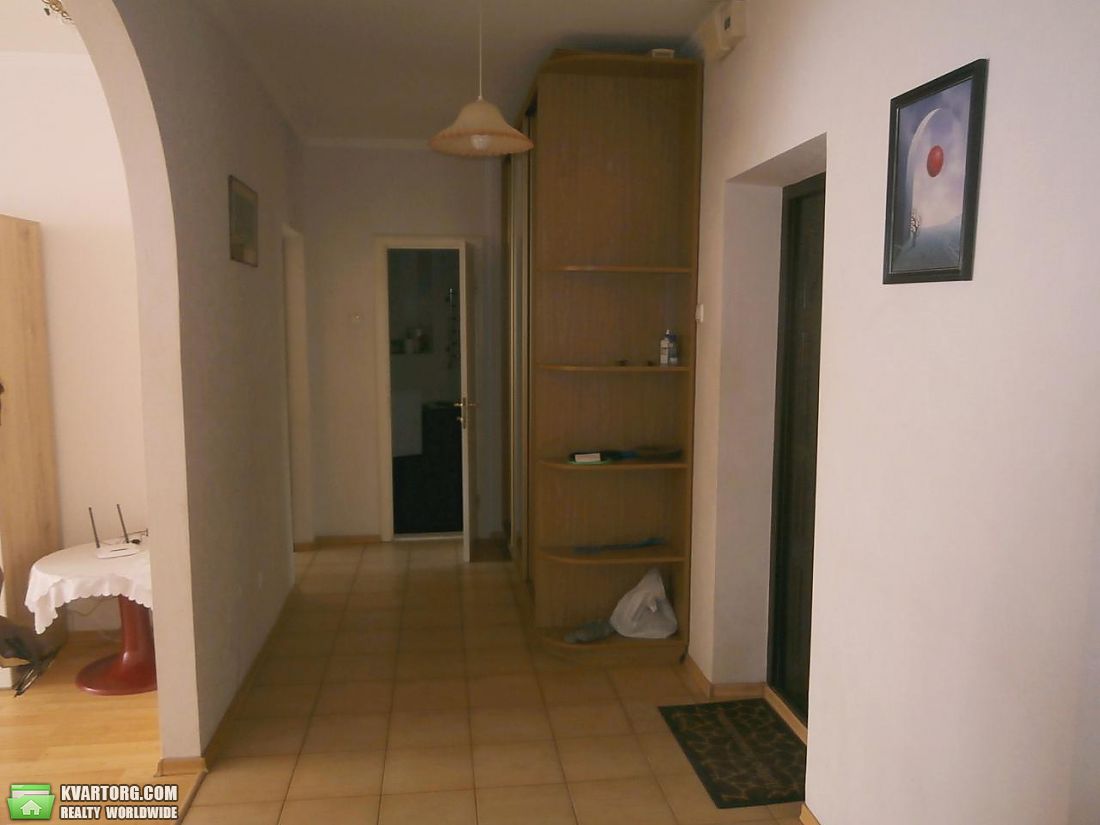 Rent out 2-room apartment. Киев,  Срибнокильская — photo 2