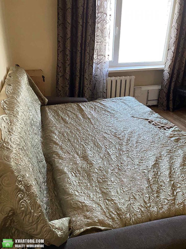 Rent out 2-room apartment. Киев,  Энтузиастов — photo 4