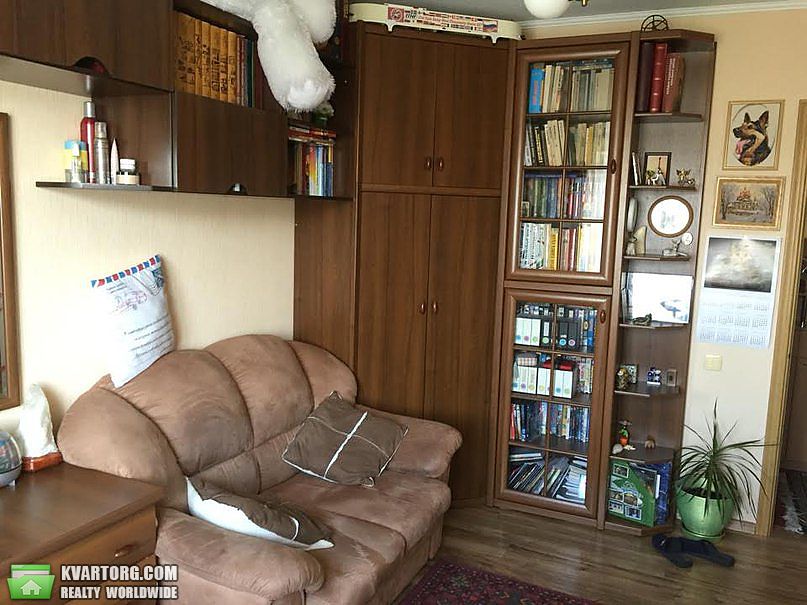 Sell 3-room apartment. Днепропетровск, Маршала Малиновского — photo 1