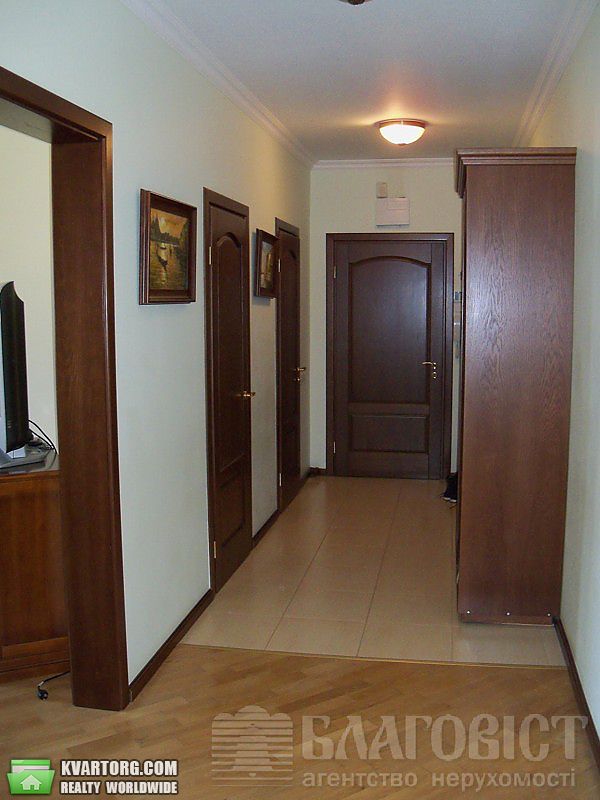 Rent out 3-room apartment. Киев,  Введенская — photo 7