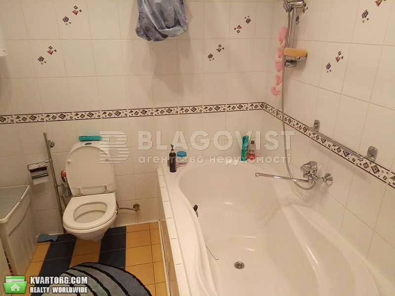 Rent out 2-room apartment. Киев,  Дмитриевская — photo 7