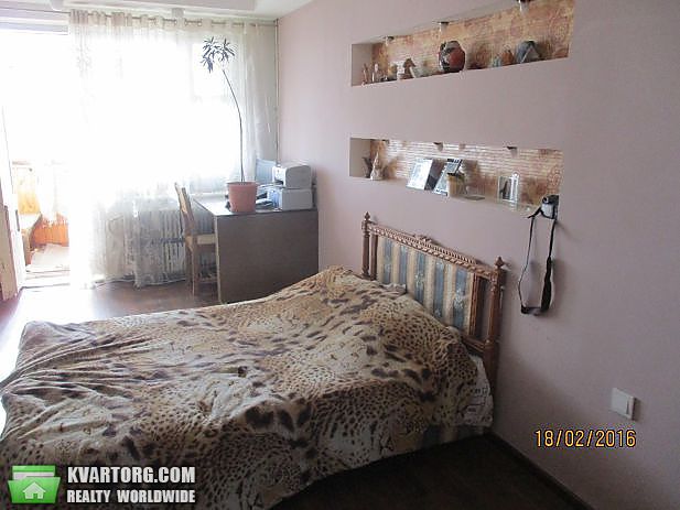 Sell 3-room apartment. Днепропетровск, холодильная — photo 1
