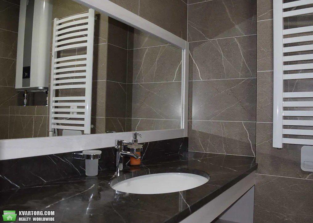 Rent out 1-room apartment. Киев,  Ясиноватский пер — photo 8