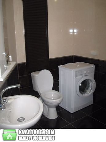 Rent out 1-room apartment. Киев,  Завальная — photo 4
