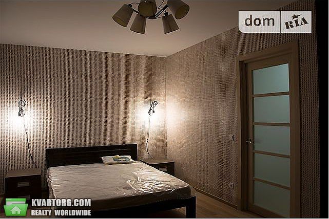 Rent out 2-room apartment. Киев,  Урловская — photo 4