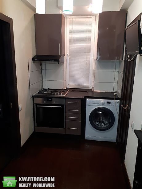 Rent out 2-room apartment. Киев,  Ушинского — photo 2
