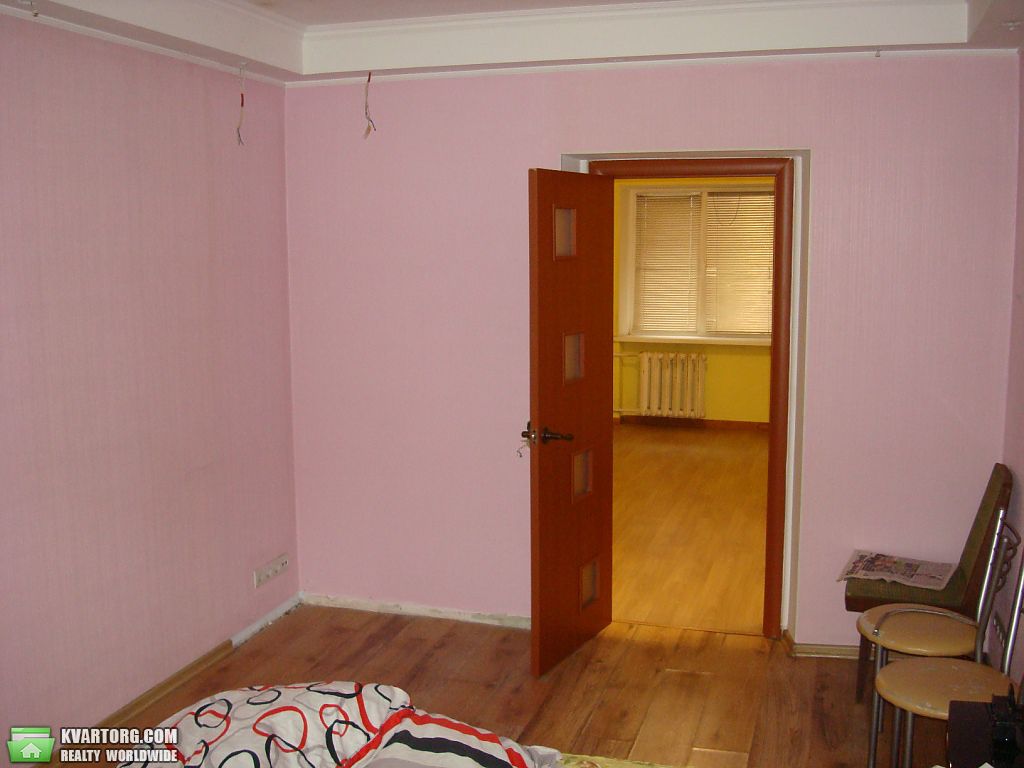 Sell 2-room apartment. Киев, Кирилло-Мефодиевская — photo 1