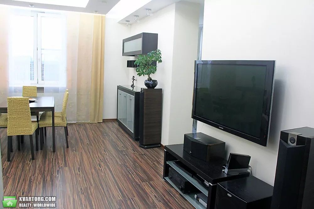 Rent out 4-room apartment. Киев, Срибнокильская — photo 8