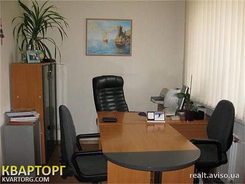 Rent out office. Киев,  Бастионная — photo 1
