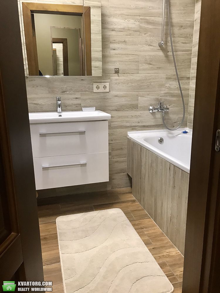 Rent out 1-room apartment. Киев,  Автозаводская — photo 4